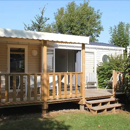 Hotell Camping La Croez Villieu 3*